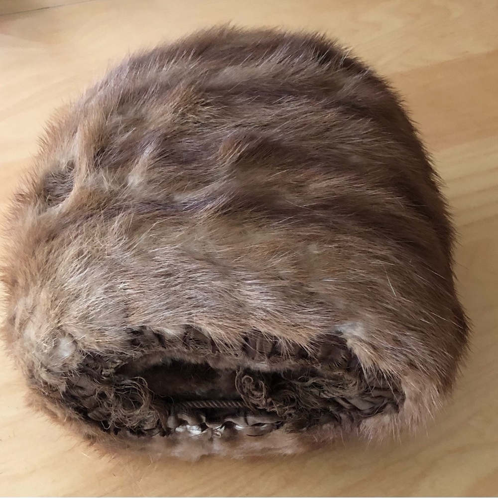 Fur muff